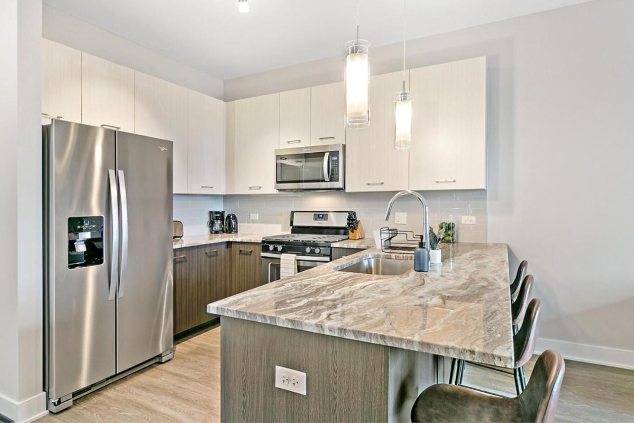 Bright & Comfortable Oakbrook 2Br Apt Free Parking - Ob 1 Daire Oakbrook Terrace Dış mekan fotoğraf